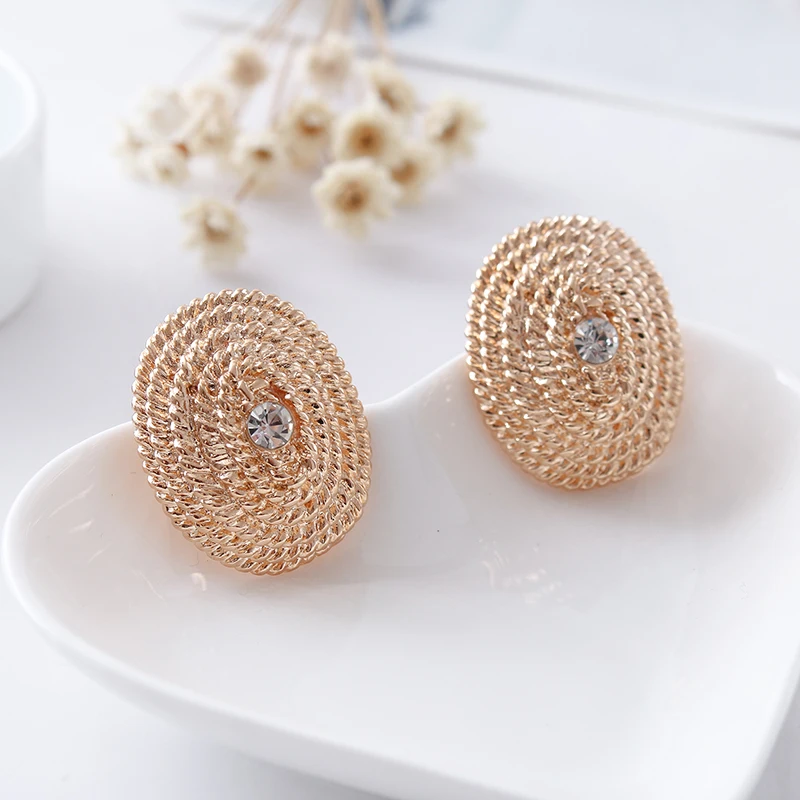 

New Exaggerated fashion knitting elliptical ear clip girl crystal earrings gift jewelry wholesale without ear pierced earrings