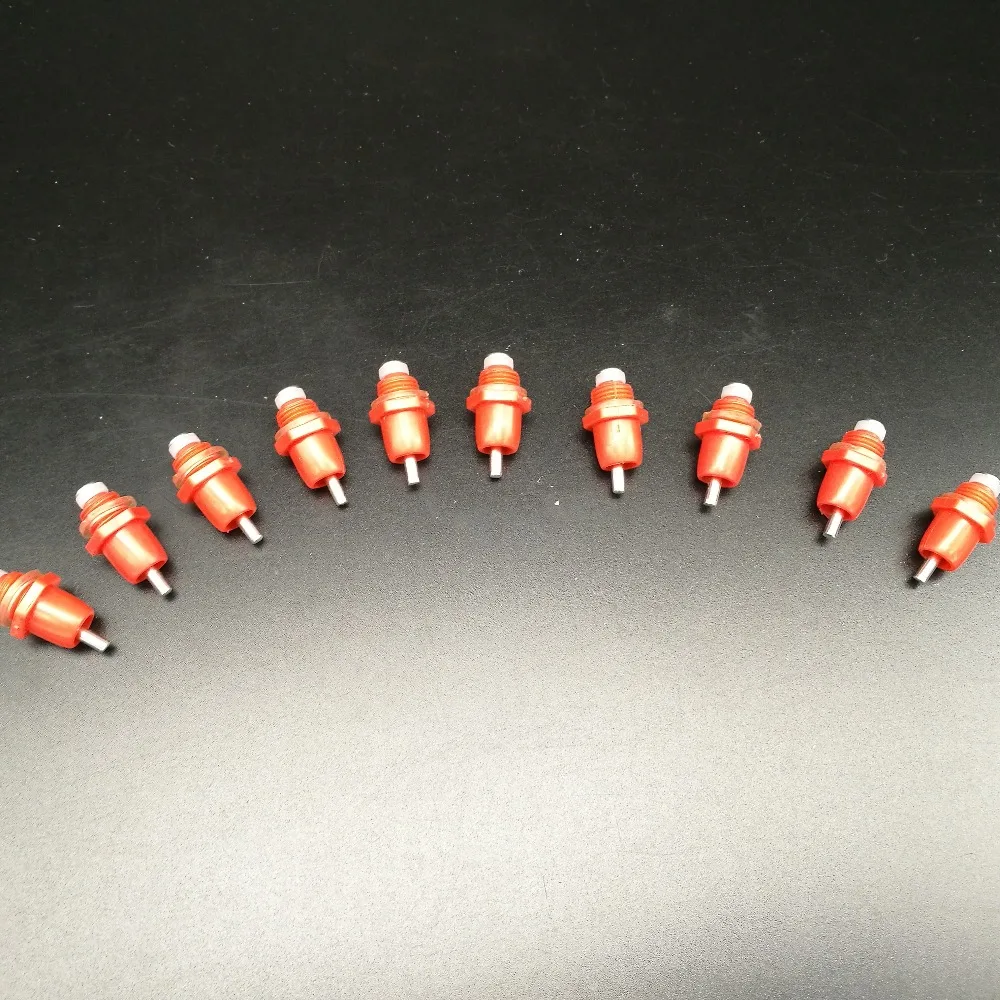 Птицеводческое оборудование для птицеводства с красной пружиной и соском 20