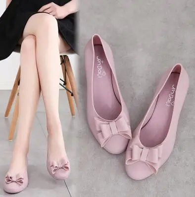 Новинка 2017 года прозрачная обувь с закрытым носком и бантом женские летние