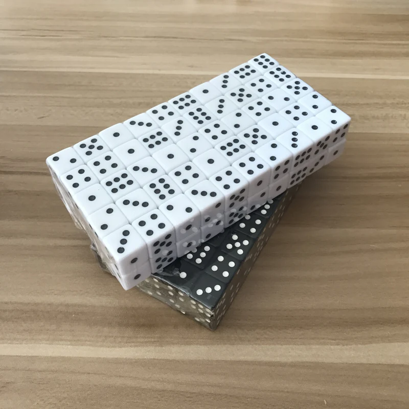 Новинка 100 шт Высокое качество 14 мм игральные кости черный и белый квадратный