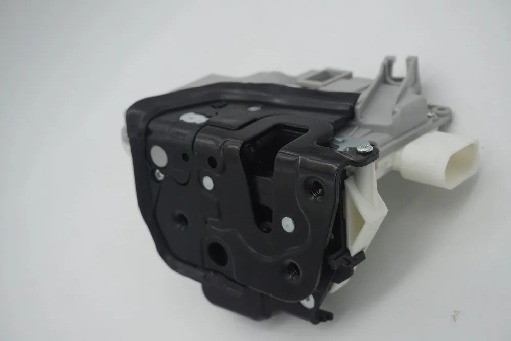 Передний левый со стороны водителя силовой привод защелки дверного замка для Audi