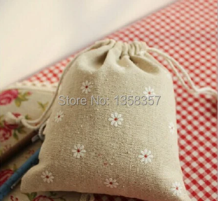 100 шт./лот оптовая продажа джутовых/льняных подарочных мешков на шнурке для