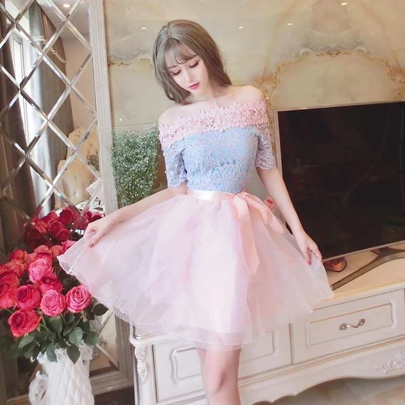 Женское вечернее платье Missoov розовое Клубное с вырезом лодочкой весна