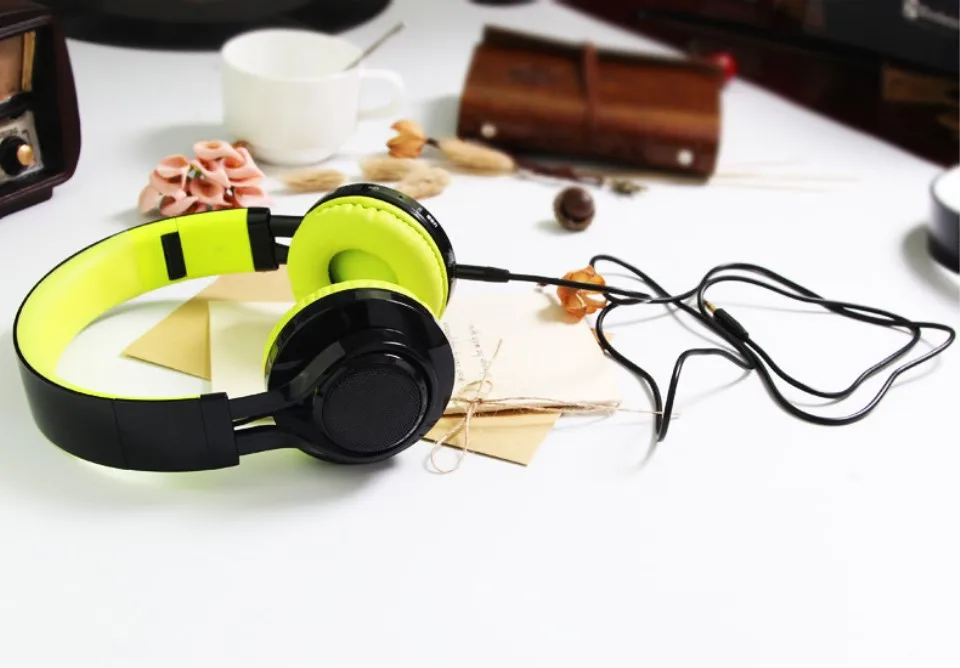 Sunorm AB005 беспроводной стерео Bluetooth наушники с микрофоном TF карты FM ритм LED Дать