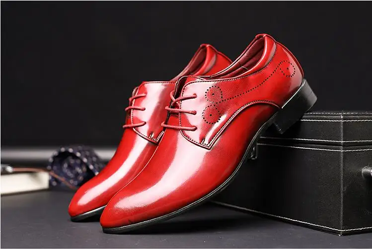 Туфли на шнуровке в британском стиле мужские свадебные красные туфли Стильные с