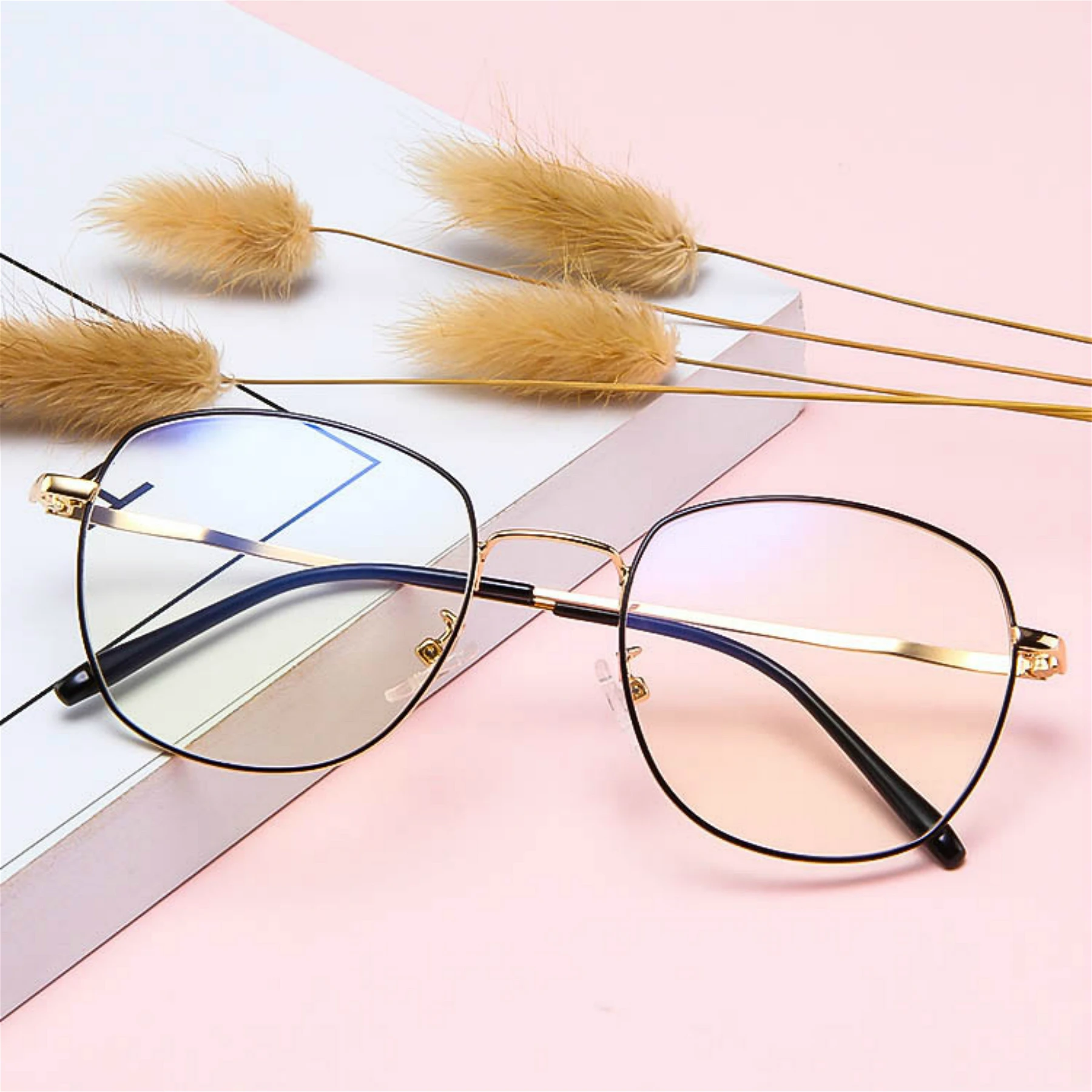 

Round Glasses Frame Woman Men Glasses Retro Myopia Optical Frames Metal Clear lens Black Silver Gold Eyeglasses Oculos De Grau
