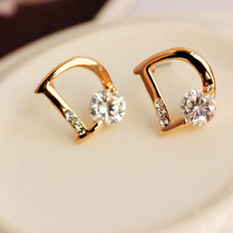 Новинка 2019 года! Женские серьги гвоздики с буквой D необычные золотого цвета