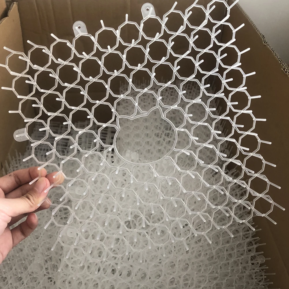 Durable Protective Dog Prevent Nails Garden Hollowed Out Anti Cat Repellent Fence Yard Practical Thorn Pad No Harm - Цвет: Subtransparent