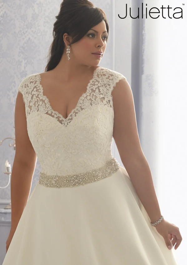 

Plus size white wedding dresses 2019 V-neck cap sleeve lace beaded organza bride dress robe de mariage VESTIDO DE NOIVA
