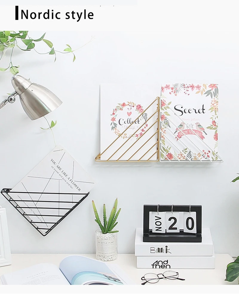 Nordic Minimalist Gold Bookshelf Wall Shelf Creative Iron Shelves Wall Decoration Craft Wall Decoration Display Stand Home Decor
