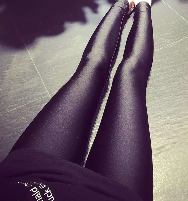 Женские узкие брюки карандаш яркие цвета с высокой талией на весну размера плюс