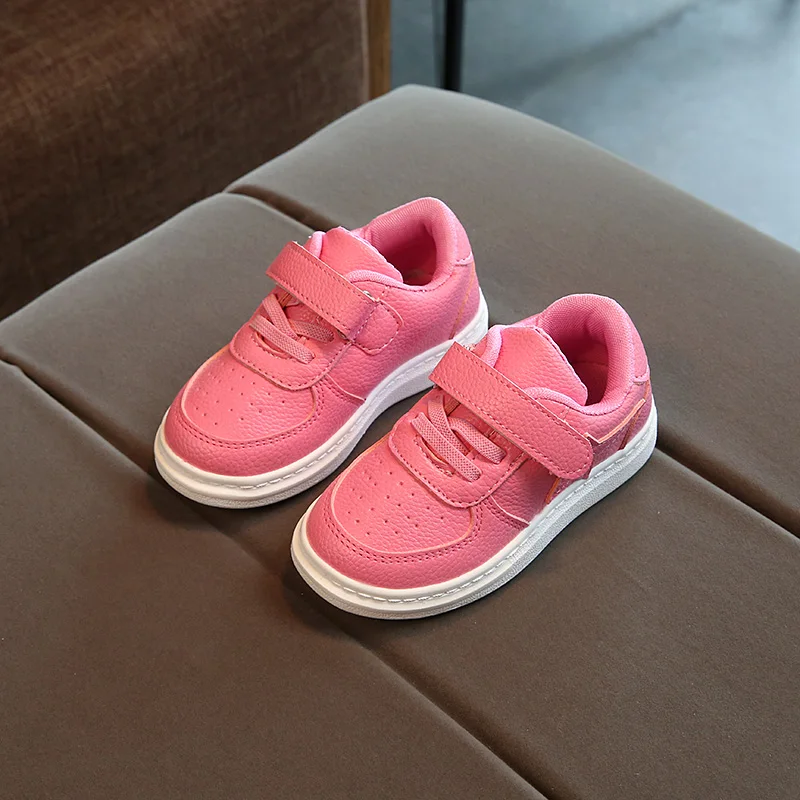 Детская обувь растет девочек кроссовки Марка Дизайн осень-зима Спортивная