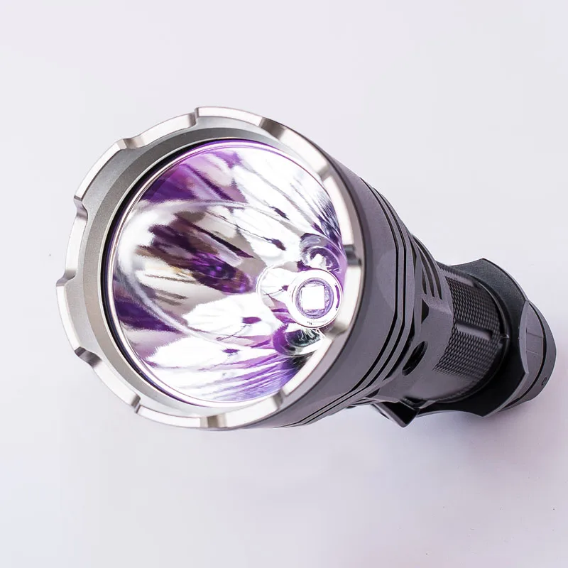 KLARUS XT12GT Магнитный перезаряжаемый фонарик CREE XHP35 HI D4 max 1600LM фонарь 603 м с