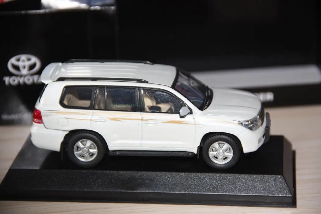 JC 1:43 TOYOTA LAND CRUISER VXR V8 LC200 эксклюзивные игрушки для детей, игрушки для детей, оригинальная посылка