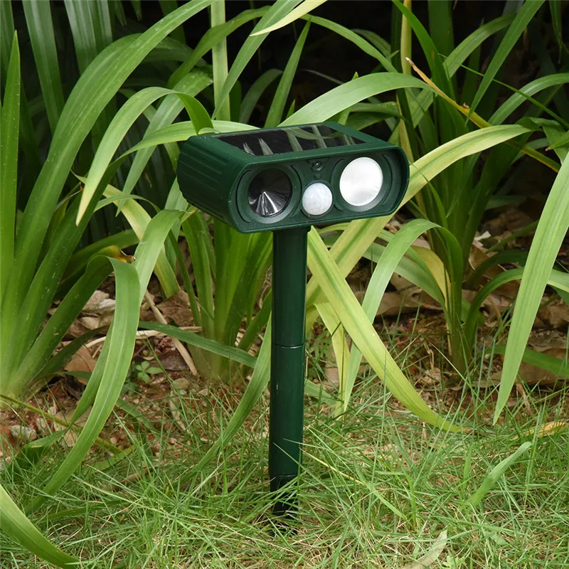 

Solar Powered Ultrasonic Mosquito Killer Cockroach Mole Vole Mouse Snake Mice Repellent Outdoor Garden Pest Control Repeller