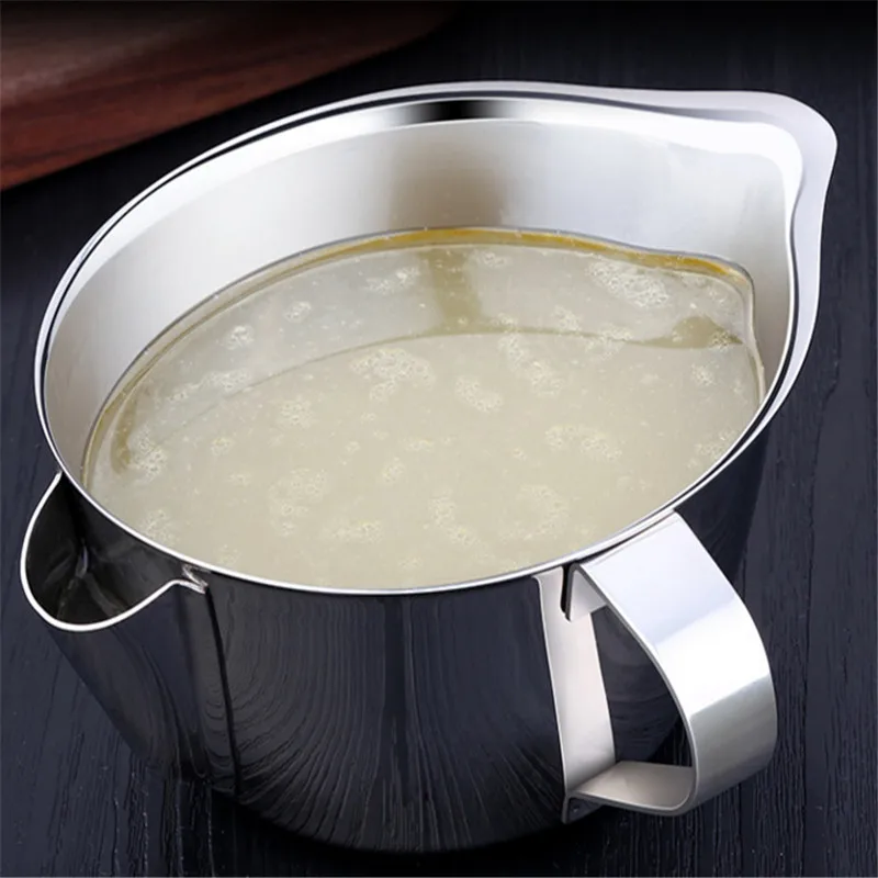 

304 High Quality Kitchen Tools Oil Filter Stainless Steel Grease Trap Oil Separators With Handle Colanders Strainers Soup boat