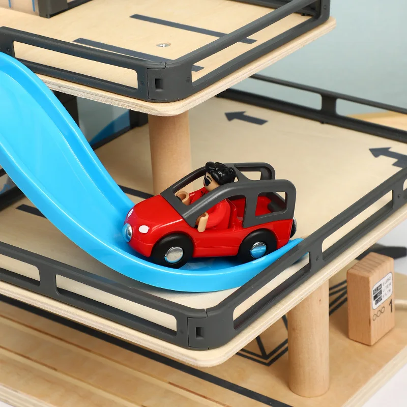 

W5 Car track lifts Wooden track parking compatible with Brio Wooden train track Children's inertial hand sliding toys