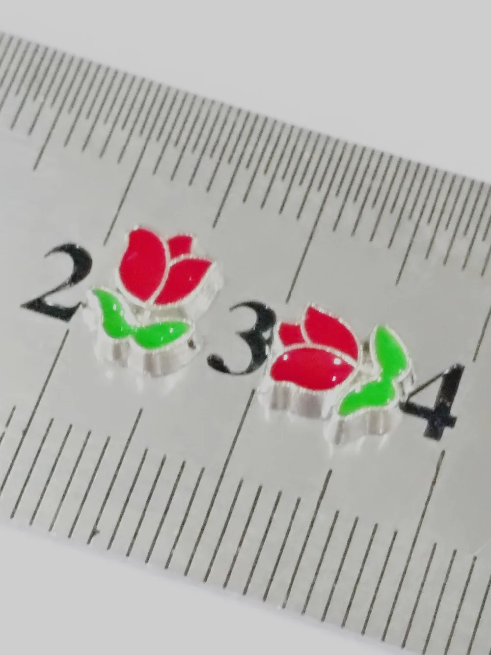 10 шт. красная роза плавающий живой Шарм для плавающей гостиной медальон с памятью