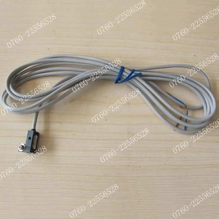 Free freight and high quality Japan SMC magnetic switch d-a73h cylinder induction new original product warranty | Инструменты