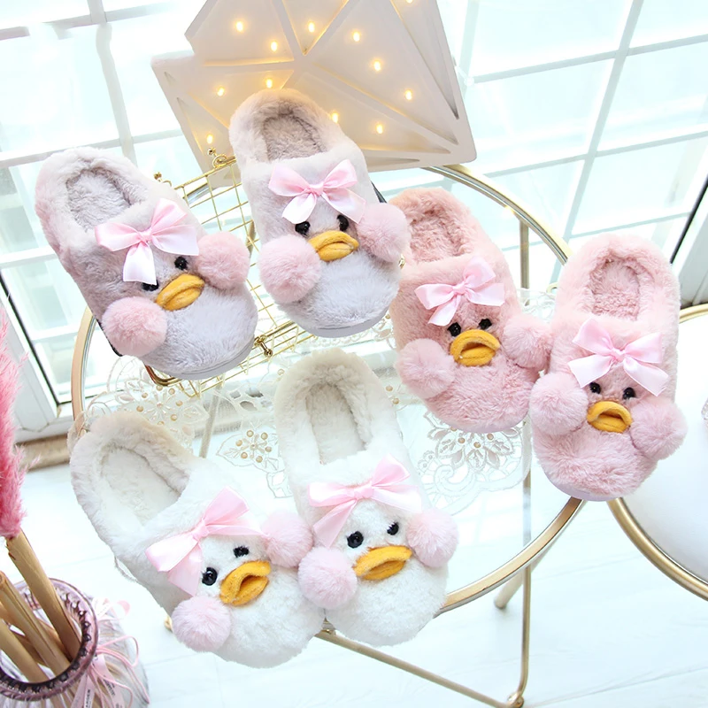 Пушистые тапочки на плоской подошве с милым рисунком утки женские для девочек