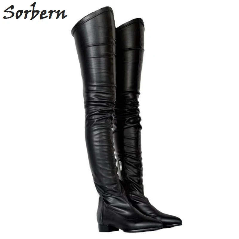 Женские высокие ботинки с острым носком на низком расширяющемся книзу