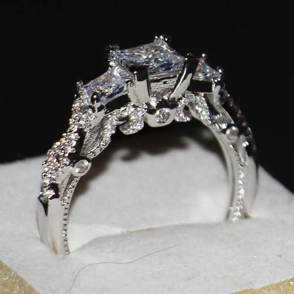 

Женское кольцо из серебра 925 пробы, с тремя камнями, в форме принцессы