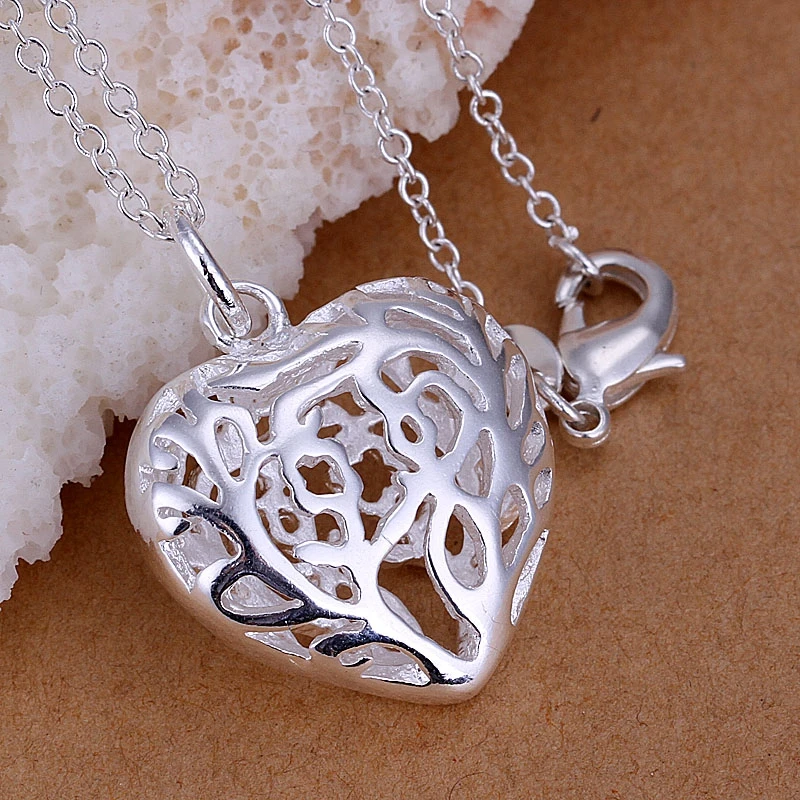 

Factory Price Hot Silver-plated Pendant,Latest Trendy Classic Jewelry,Fashion Hollow Heart-shaped Silver Necklace Pendants