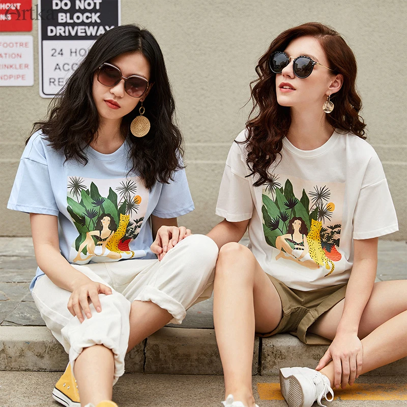 Женская футболка с короткими рукавами ARTKA разноцветная Повседневная круглым