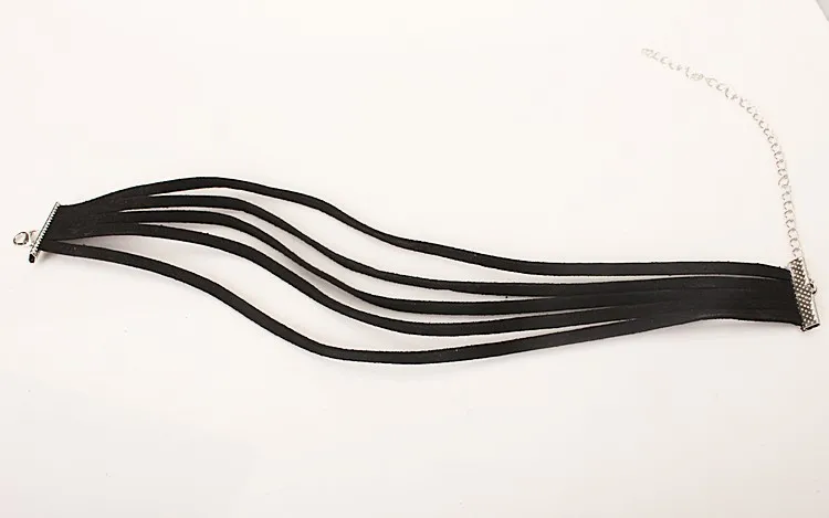 Черное бархатное ожерелье-чокер в стиле 90-х 5 слоев готического стиля ручной