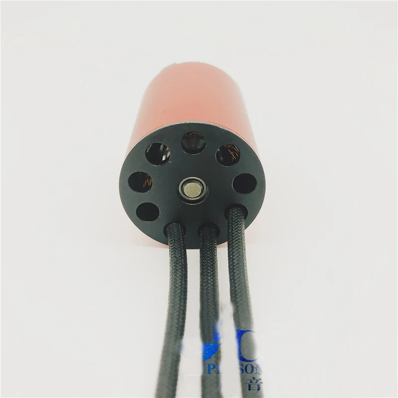 2840 3600KV бесщеточный мотор RC модель лодки Мотор 4 мм вал водяного охлаждения куртка