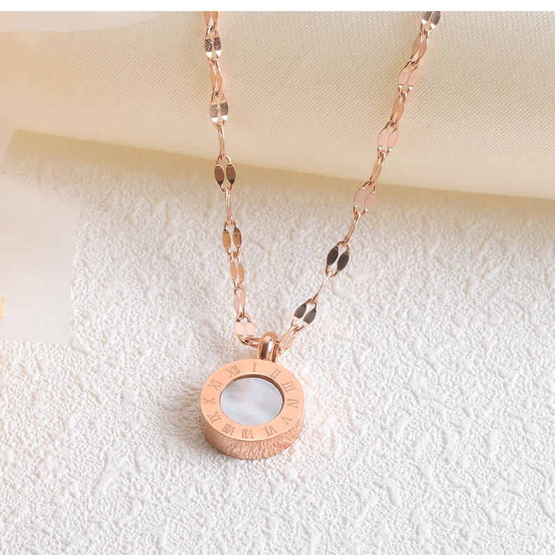 Black White Shell Round Roman numeral Pendant Necklace For Women Fashion Jewelry Stainless Steel clavicle chain Metal | Украшения и