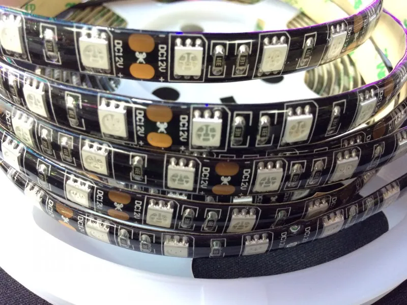 5 м 395nm УФ Ультрафиолетовое светодиодный ленты 5050 3528 SMD фиолетовый 60 светодиодов/m 120 светодиодов/м Гибкие полосы света 12 В Белый/Черный PCB