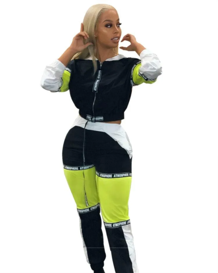 Новинка 2019 короткие куртки в полоску с буквенным принтом капюшоном на молнии