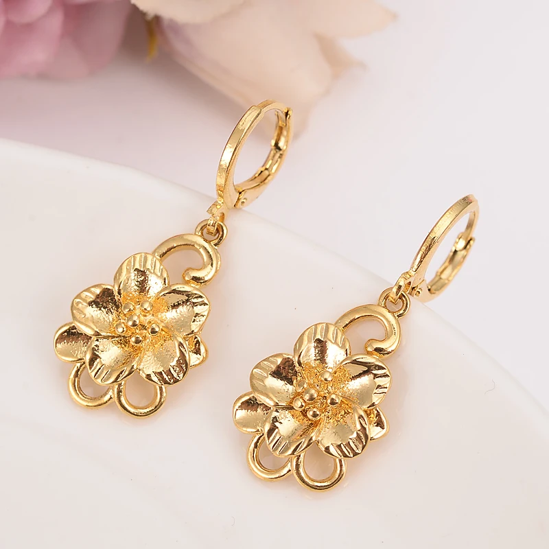 

gold flower drop earring Ethiopian/Nigeria/Kenya /Ghana Gold color Dubai african Arab Middle Eastern Jewelry Mom girl Gifts