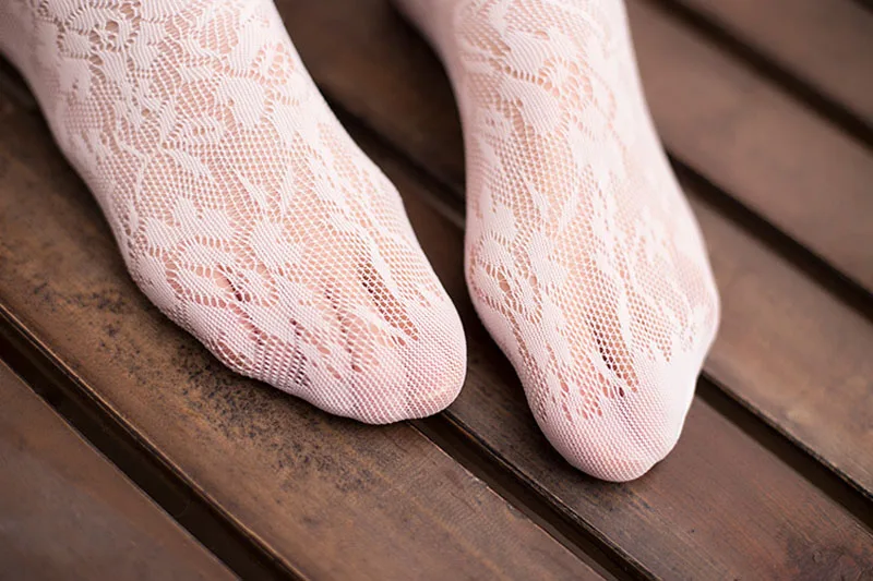 Women Socks Summer Lace Ruffle Soft Pleats Elastic Fishnet Short Sock Ankle Socks