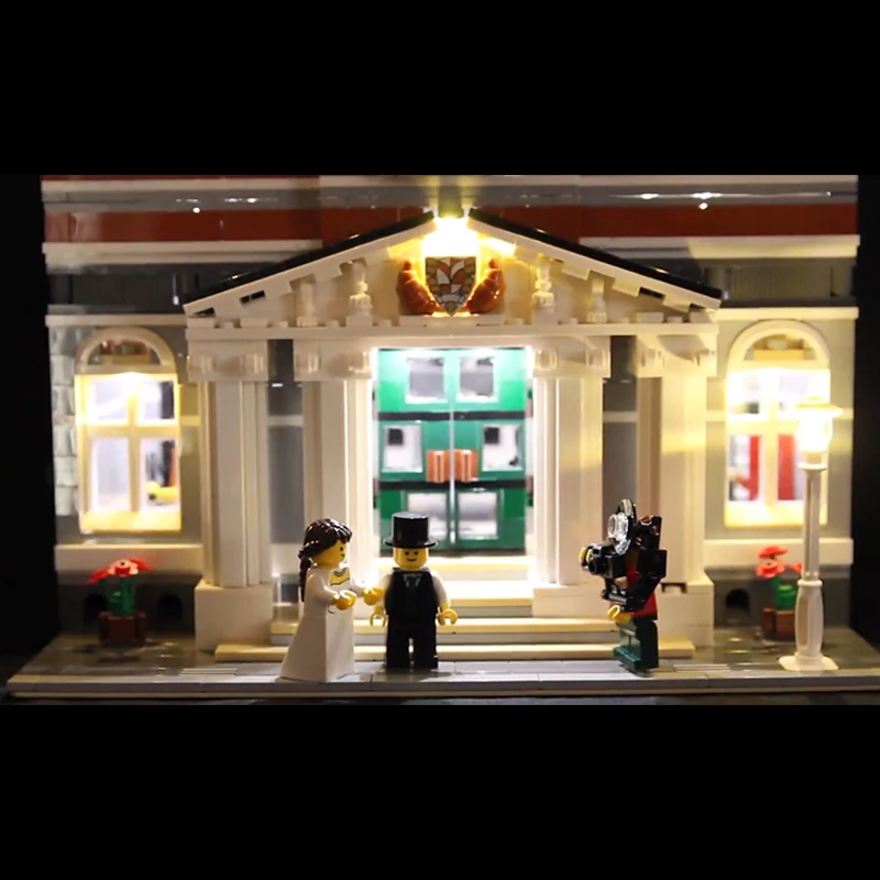 Набор со светодиодсветильник кой для конструктора Lego 10224 город-создатель