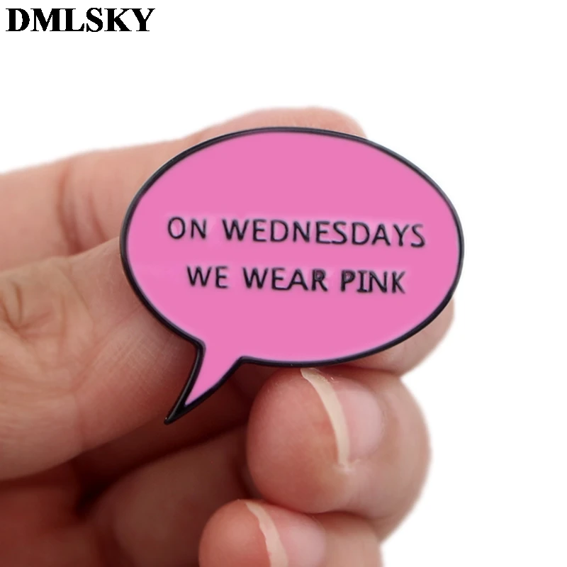DMLSKY Mean Girls по средам мы одежда розовый металлические штифты, эмалированные броши для Для женщин Для мужчин брошь значок для рюкзака джинсовые Pin M3703
