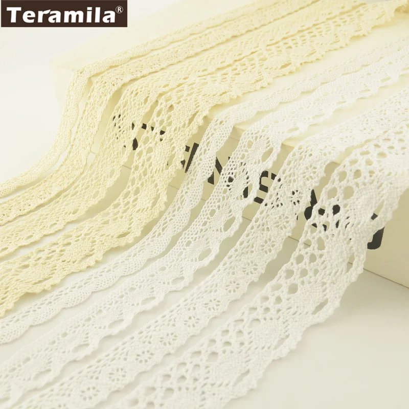 Teramila Christmas Linen Fabric 7 Pcs/lot Fat Quarter Bundle With 5 Meters Lace Combined For Sewing Crafts Quilting Decoration
