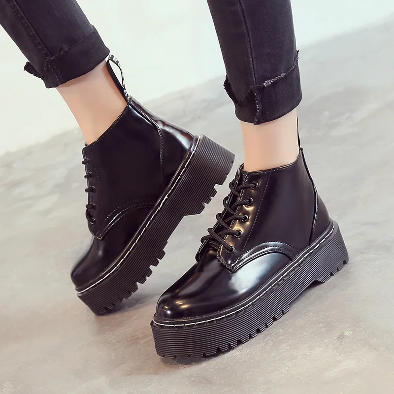 AIYUQI autumn new women's Martin boots Europe and the United States tendon thick women's short boots warm women's shoes