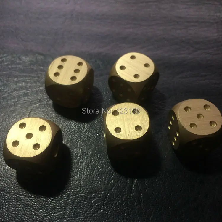 DC-173 Golden Color Dices Set in rectangle gift box with 5 dices | Спорт и развлечения