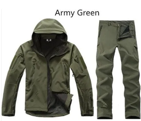 Hot Winter Men Outdoor Camping Hunting Hiking Camouflage Sets Tactical Waterproof Shark Skin Soft Shell Fleece Jacket Pants Suit - Цвет: green