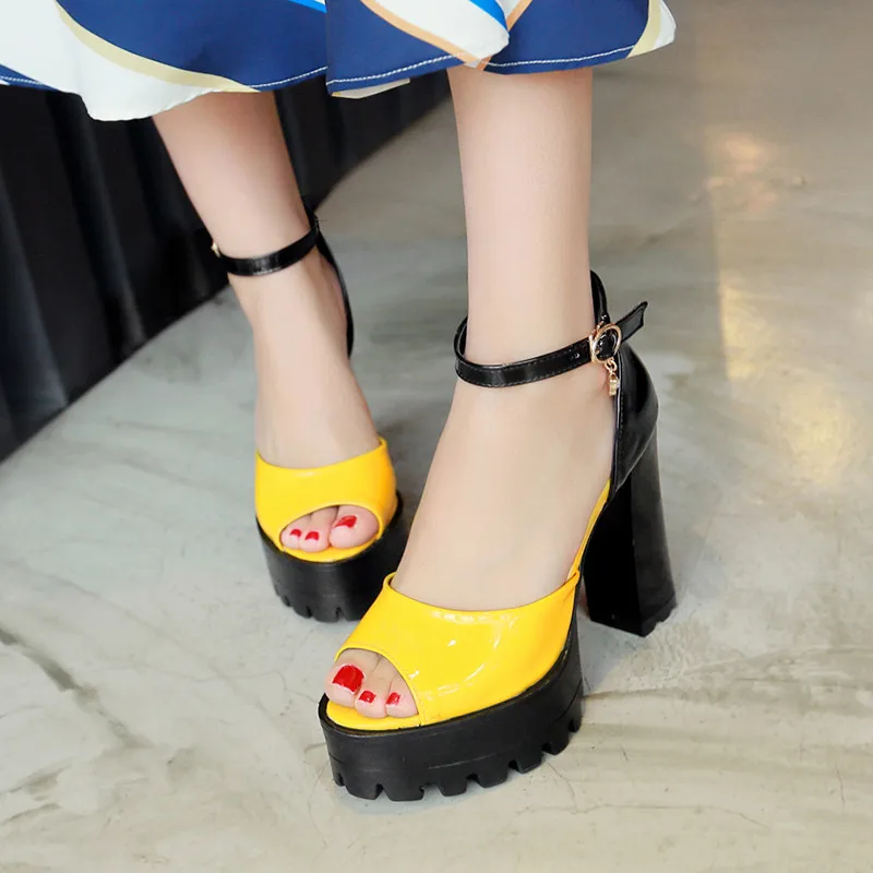 

Smirnova 2020 new arrival high heels platform sandals women peep toe summer party wedding shoes buckle fashion sandals women