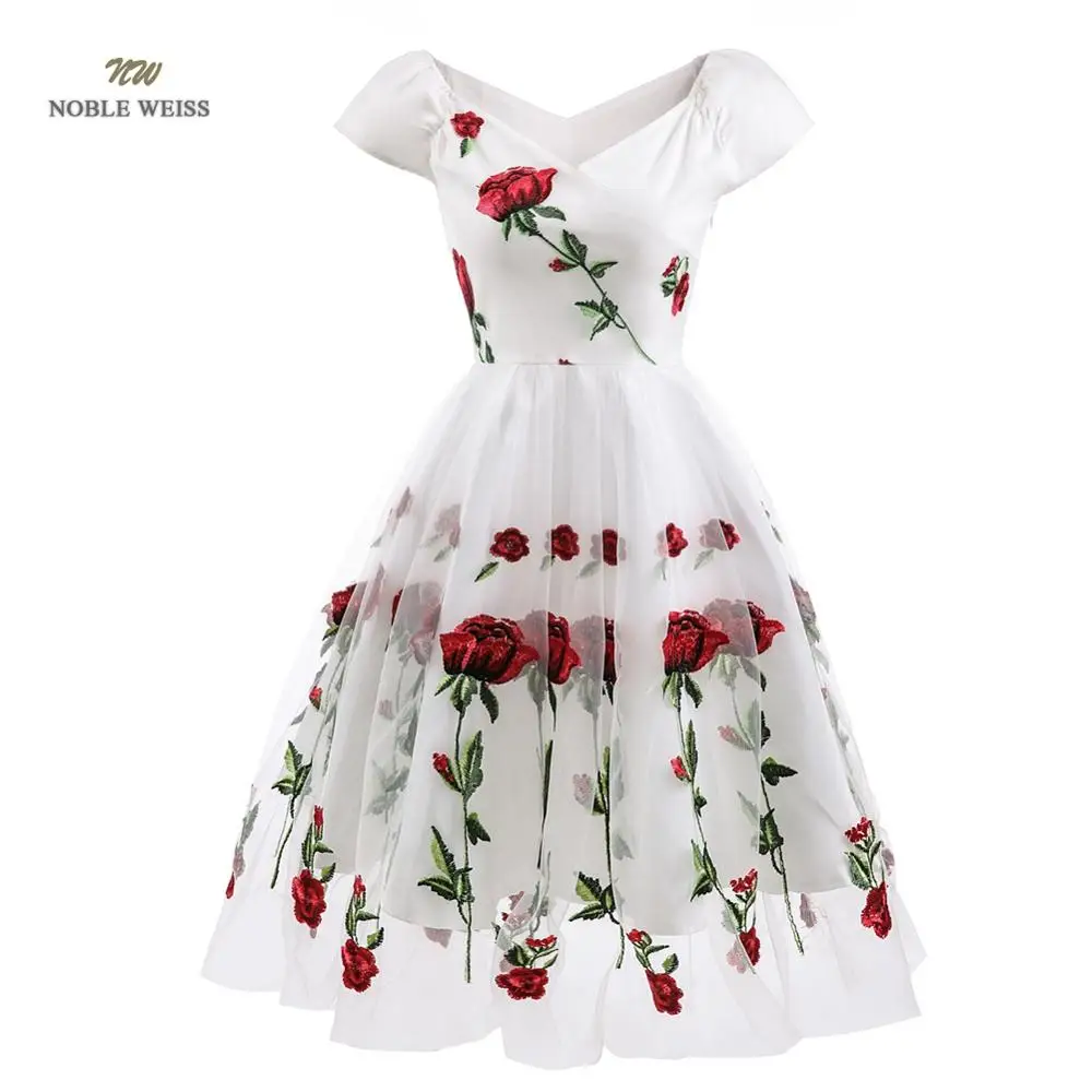 Платья для выпускного вечера с v-образным вырезом черное Тюлевое платье вышивкой