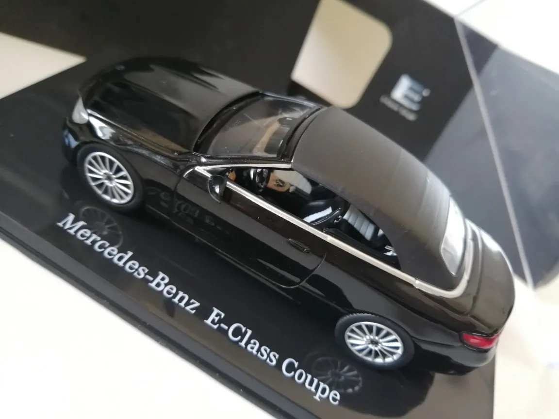 1:43 MB E-Class Coupe сплав модель автомобиля литья под давлением металлические игрушки подарок на день рождения для детей мальчик другой