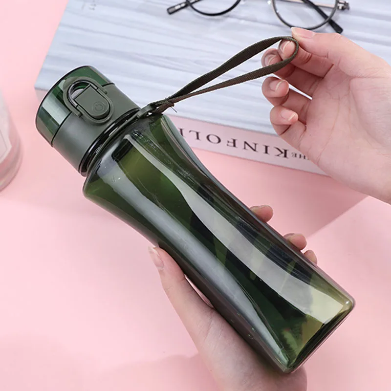 Спортивные Бутылки для воды 400/600ml Протеин шейкер для путешествий на открытом воздухе Портативный герметичные Тритан Пластик напитков бутылка без добавления бисфенола А