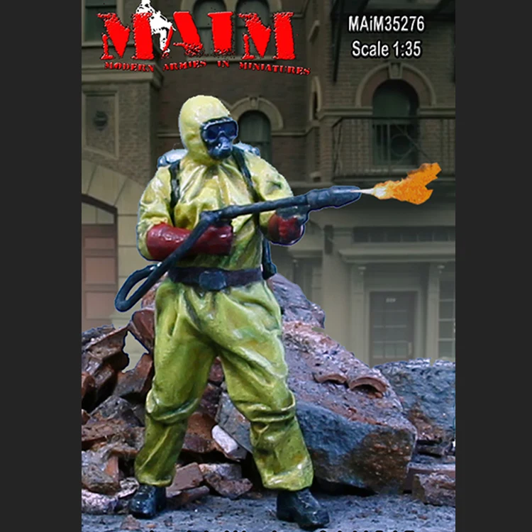 1/35 год защита от радиации + огнемет модель солдата из смолы GK несобранный и