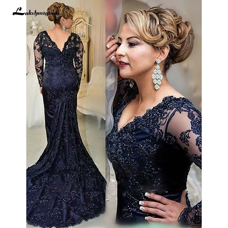 Темно-синие v-образным вырезом одежда с длинным рукавом развертки поезд