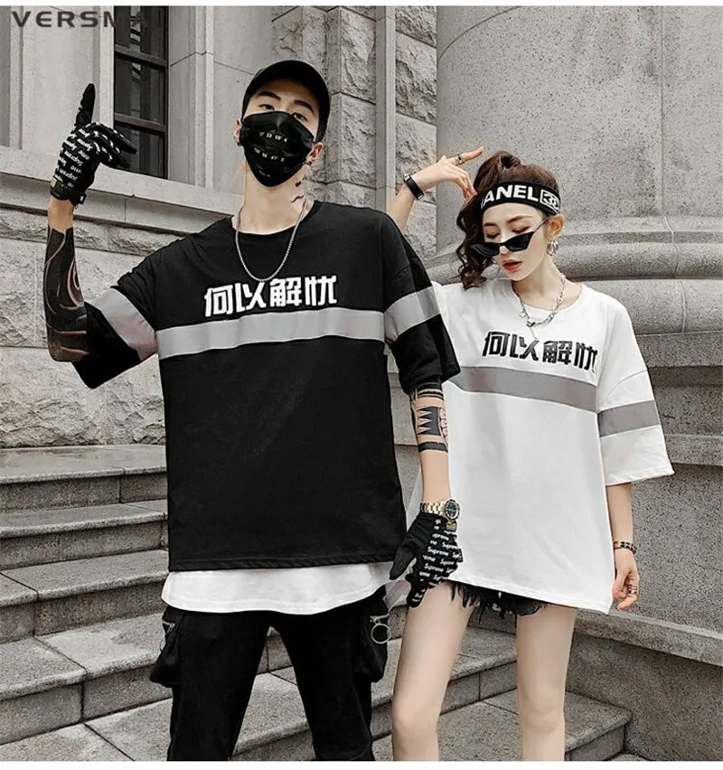 VERSMA корейская Harajuku Светоотражающая светящаяся китайская печатная Футболка мужская летняя Высокая улица K поп винтажная парная Футболка мужская