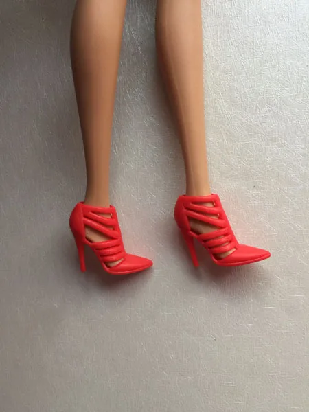Кукольная обувь на высоком каблуке красного цвета для кукол Барби 1:6 BBI612|doll shoes|high