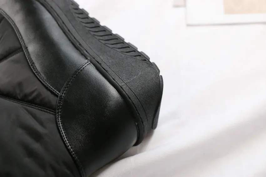 QUTAA/ Женские Сапоги выше колена теплые зимние сапоги из искусственной кожи женские сапоги на танкетке с круглым носком Размеры 35-43
